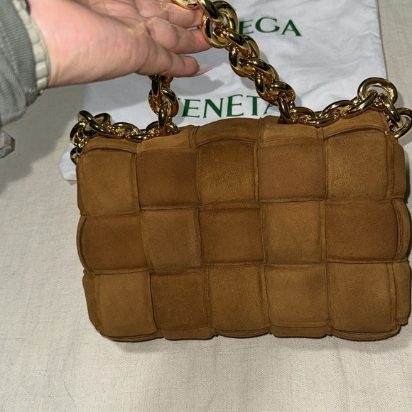 Bottega Veneta Chain cassette Suede Crossbody bag - Picture 10 of 10